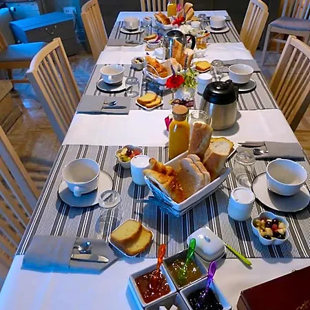 Bed & Breakfast La Charretterie 3*