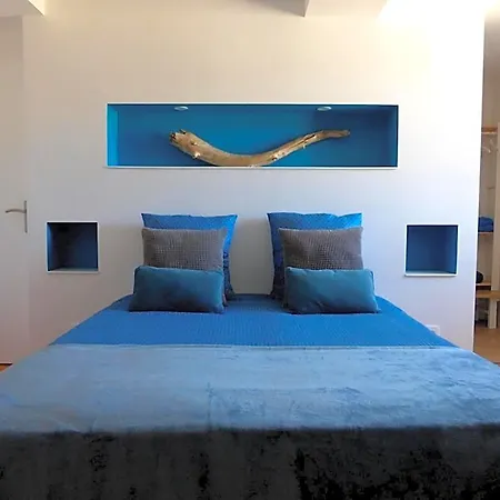 Bed & Breakfast La Charretterie 3*