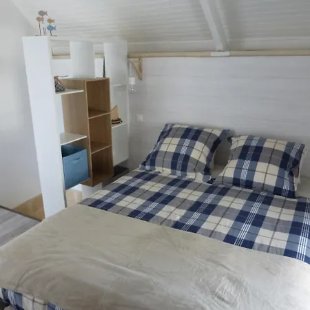 La Charretterie Bed & Breakfast *